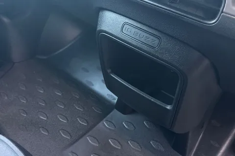 MA23CWR Volkswagen Id. Buzz Cargo SWB 204 PS 77 kWh Electric 1 Speed Automatic Thumbnail #21