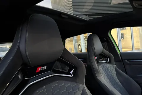  Audi RS 3 2.5 TFSI Carbon Vorsprung Sportback S Tronic quattro Euro 6 (s/s) 5dr Thumbnail #24