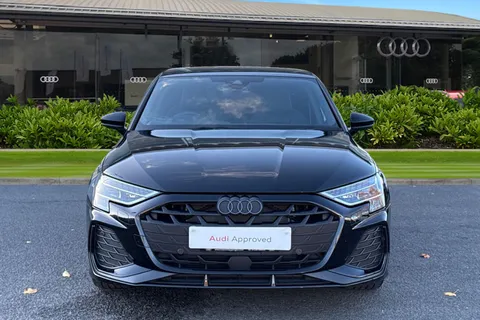 KT25YFD Audi A3 Black Edition 35 TFSI 150 PS S tronic Thumbnail #7