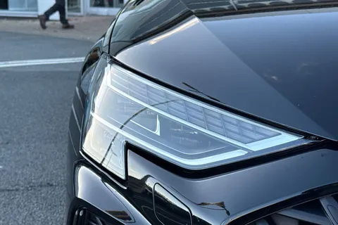 KT25YFD Audi A3 Black Edition 35 TFSI 150 PS S tronic Thumbnail #10