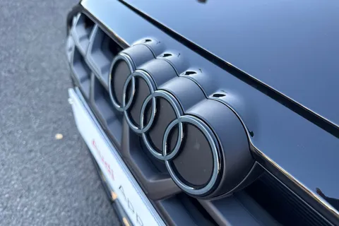 KT25YFD Audi A3 Black Edition 35 TFSI 150 PS S tronic Thumbnail #26