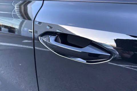 KT25YFD Audi A3 Black Edition 35 TFSI 150 PS S tronic Thumbnail #29