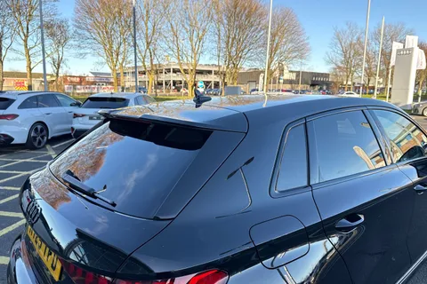 KT25YFD Audi A3 Black Edition 35 TFSI 150 PS S tronic Thumbnail #32