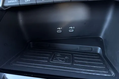 KT25YFD Audi A3 Black Edition 35 TFSI 150 PS S tronic Thumbnail #51