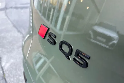  Audi SQ5 3.0 TFSI S Edition 1 S Tronic quattro Euro 6 (s/s) 5dr Thumbnail #33