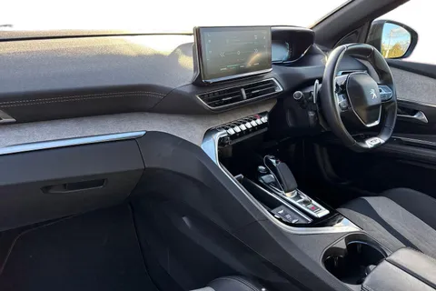 OW71EBU PEUGEOT 3008 1.6 13.2kWh GT e-EAT Euro 6 (s/s) 5dr Thumbnail #9