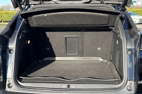 OW71EBU PEUGEOT 3008 1.6 13.2kWh GT e-EAT Euro 6 (s/s) 5dr Thumbnail #10