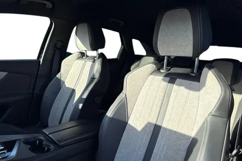 OW71EBU PEUGEOT 3008 1.6 13.2kWh GT e-EAT Euro 6 (s/s) 5dr Thumbnail #11