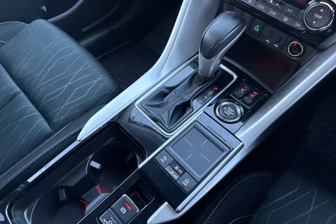 DS20JLU Mitsubishi Eclipse Cross 1.5T 3 CVT 4WD Euro 6 (s/s) 5dr Thumbnail #24