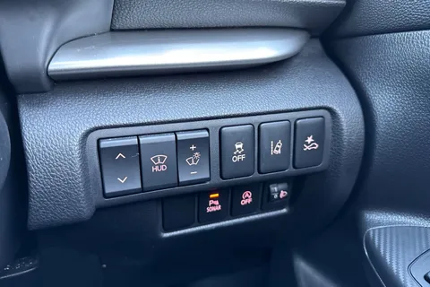 DS20JLU Mitsubishi Eclipse Cross 1.5T 3 CVT 4WD Euro 6 (s/s) 5dr Thumbnail #41