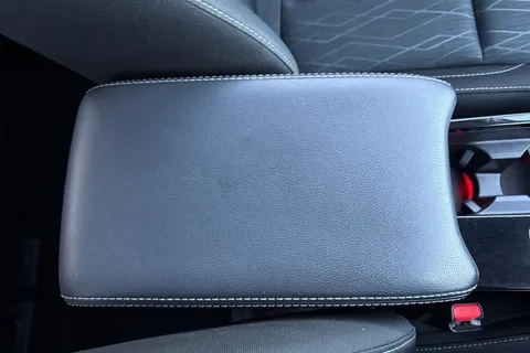 DS20JLU Mitsubishi Eclipse Cross 1.5T 3 CVT 4WD Euro 6 (s/s) 5dr Thumbnail #60