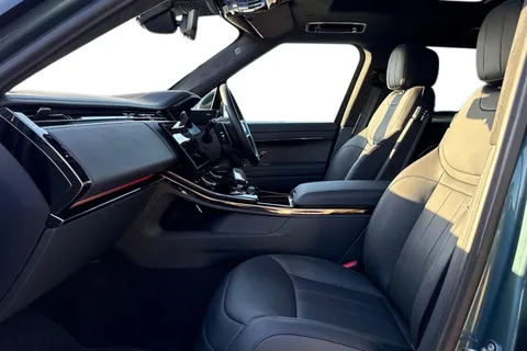 DW23FNZ Land Rover Range Rover Sport 3.0 P510e 38.2kWh First Edition SUV 5dr Petrol Plug-in Hybrid Auto 4WD Euro 6 (s/s) (510 ps) Thumbnail #4