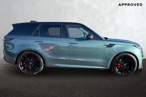 DW23FNZ Land Rover Range Rover Sport 3.0 P510e 38.2kWh First Edition SUV 5dr Petrol Plug-in Hybrid Auto 4WD Euro 6 (s/s) (510 ps) Thumbnail #6