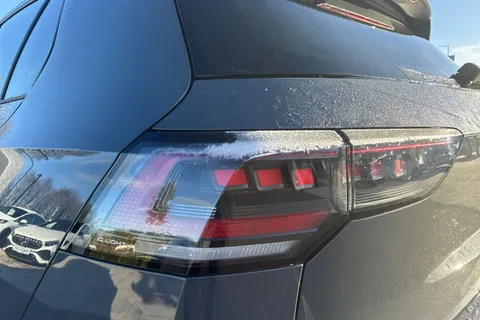 DE25KCA Volkswagen Golf 1.5 TSI 272 GTE eHybrid 5dr DSG Thumbnail #9