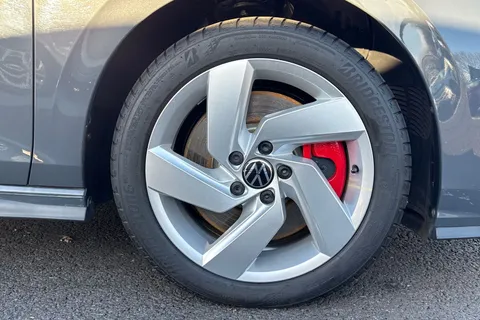 DE25KCA Volkswagen Golf 1.5 TSI 272 GTE eHybrid 5dr DSG Thumbnail #12