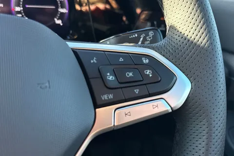 DE25KCA Volkswagen Golf 1.5 TSI 272 GTE eHybrid 5dr DSG Thumbnail #33