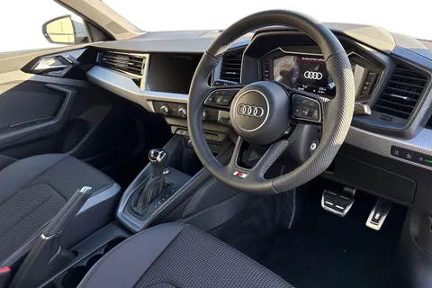 Audi A1 1.0 TFSI 30 S line Sportback S Tronic Euro 6 (s/s) 5dr Thumbnail #14