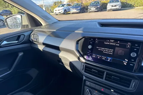 17 of 67 for Volkswagen T-Cross 1.0 TSI SE Euro 6 (s/s) 5dr