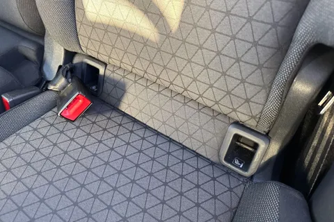 32 of 67 for Volkswagen T-Cross 1.0 TSI SE Euro 6 (s/s) 5dr