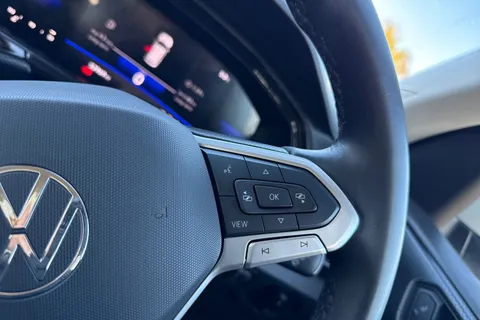 39 of 67 for Volkswagen T-Cross 1.0 TSI SE Euro 6 (s/s) 5dr