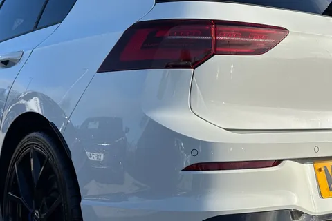 MC23KLU Volkswagen Golf 2.0 TSI 320 R 4Motion 5dr DSG **19' ESTORIL ALLOYS** Thumbnail #9