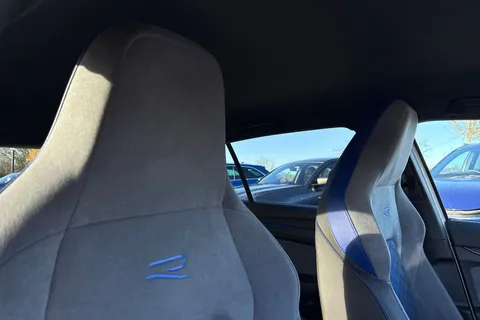 MC23KLU Volkswagen Golf 2.0 TSI 320 R 4Motion 5dr DSG **19' ESTORIL ALLOYS** Thumbnail #25