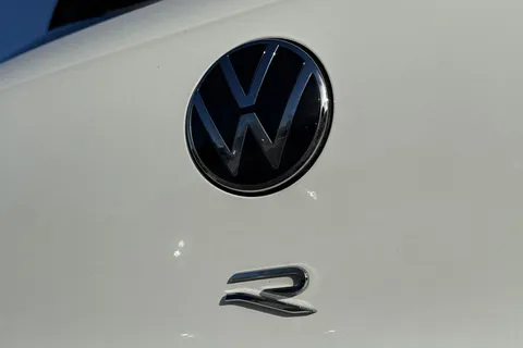 MC23KLU Volkswagen Golf 2.0 TSI 320 R 4Motion 5dr DSG **19' ESTORIL ALLOYS** Thumbnail #30