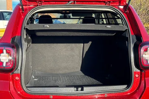 7 of 40 for Dacia Duster 1.3 TCe Techroad Euro 6 (s/s) 5dr