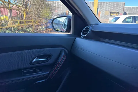 31 of 40 for Dacia Duster 1.3 TCe Techroad Euro 6 (s/s) 5dr