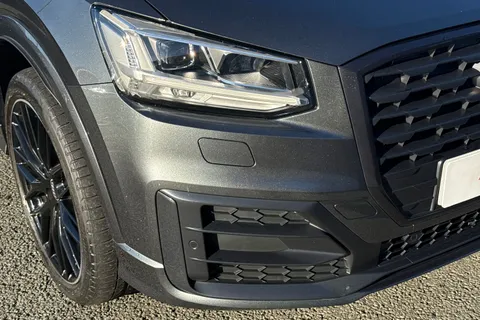 AV70FZN Audi Q2 Black Edition 30 TDI  116 PS S tronic Thumbnail #10