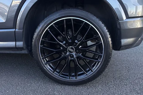 AV70FZN Audi Q2 Black Edition 30 TDI  116 PS S tronic Thumbnail #13