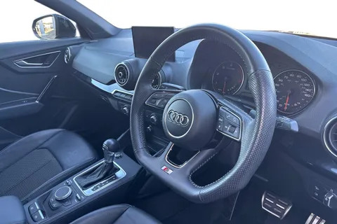 AV70FZN Audi Q2 Black Edition 30 TDI  116 PS S tronic Thumbnail #15