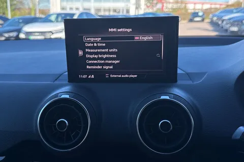 AV70FZN Audi Q2 Black Edition 30 TDI  116 PS S tronic Thumbnail #27