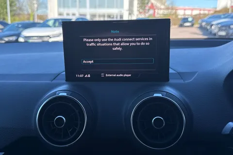 AV70FZN Audi Q2 Black Edition 30 TDI  116 PS S tronic Thumbnail #29