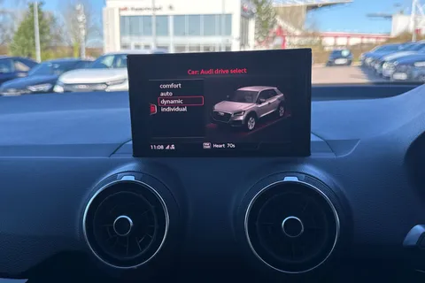 AV70FZN Audi Q2 Black Edition 30 TDI  116 PS S tronic Thumbnail #36