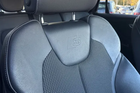 AV70FZN Audi Q2 Black Edition 30 TDI  116 PS S tronic Thumbnail #40