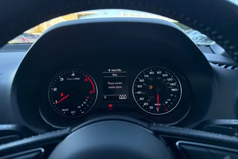 AV70FZN Audi Q2 Black Edition 30 TDI  116 PS S tronic Thumbnail #45