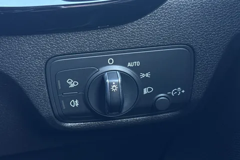 AV70FZN Audi Q2 Black Edition 30 TDI  116 PS S tronic Thumbnail #52