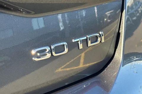 AV70FZN Audi Q2 Black Edition 30 TDI  116 PS S tronic Thumbnail #56