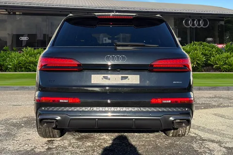  Audi Q7 3.0 TDI V6 50 Black Edition Tiptronic quattro Euro 6 (s/s) 5dr Thumbnail #4