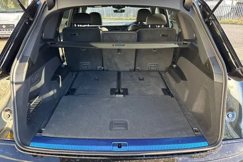  Audi Q7 3.0 TDI V6 50 Black Edition Tiptronic quattro Euro 6 (s/s) 5dr Thumbnail #9