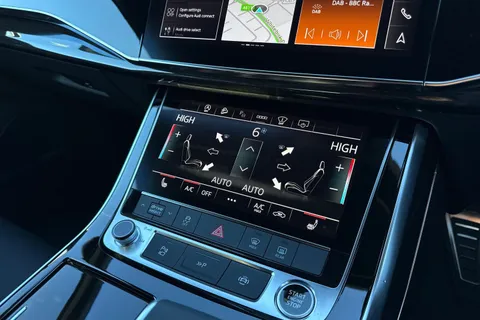  Audi Q7 3.0 TDI V6 50 Black Edition Tiptronic quattro Euro 6 (s/s) 5dr Thumbnail #18