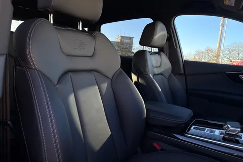  Audi Q7 3.0 TDI V6 50 Black Edition Tiptronic quattro Euro 6 (s/s) 5dr Thumbnail #20