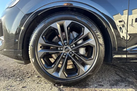  Audi Q7 3.0 TDI V6 50 Black Edition Tiptronic quattro Euro 6 (s/s) 5dr Thumbnail #23