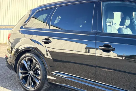 Audi Q7 3.0 TDI V6 50 Black Edition Tiptronic quattro Euro 6 (s/s) 5dr Thumbnail #25