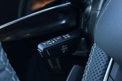  Audi Q7 3.0 TDI V6 50 Black Edition Tiptronic quattro Euro 6 (s/s) 5dr Thumbnail #35