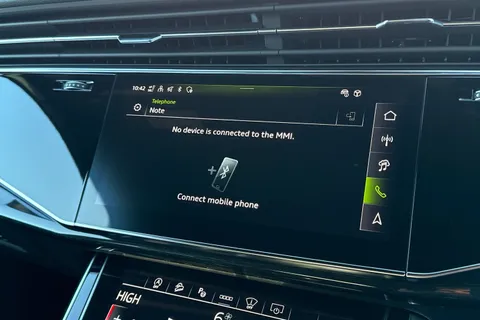  Audi Q7 3.0 TDI V6 50 Black Edition Tiptronic quattro Euro 6 (s/s) 5dr Thumbnail #44