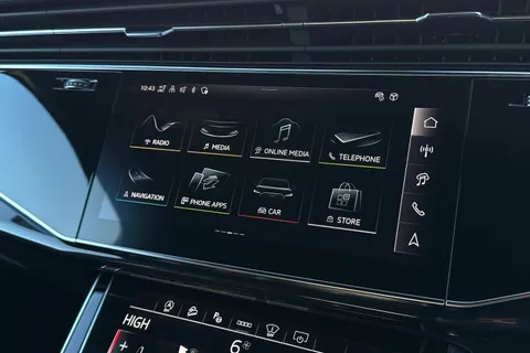  Audi Q7 3.0 TDI V6 50 Black Edition Tiptronic quattro Euro 6 (s/s) 5dr Thumbnail #45