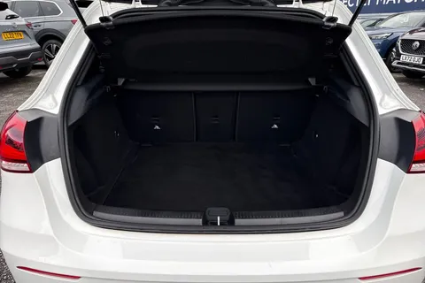 KT68EZB Mercedes-Benz A Class 2.0 A250 AMG Line 7G-DCT Euro 6 (s/s) 5dr Thumbnail #8