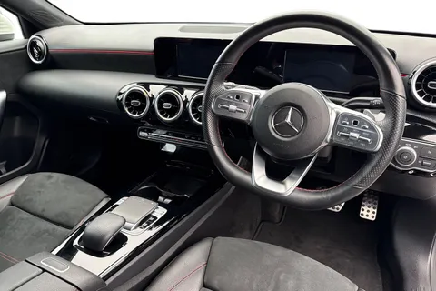 KT68EZB Mercedes-Benz A Class 2.0 A250 AMG Line 7G-DCT Euro 6 (s/s) 5dr Thumbnail #15